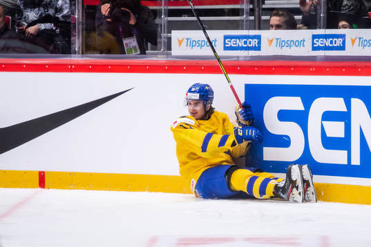 Samuel Fagemo of Sweden celebrate