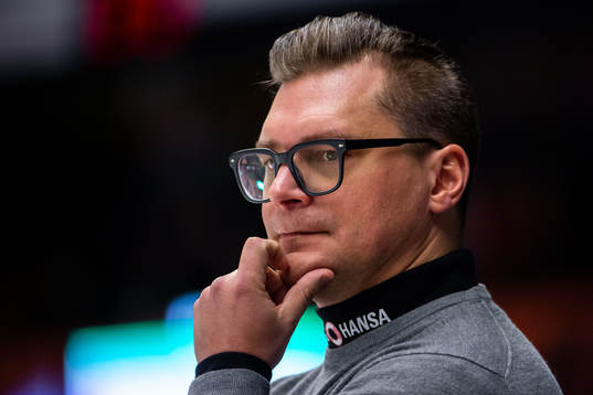 Modos tränare Björn Hellkvist
