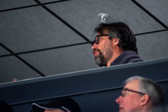 Peter Forsberg på läktaren