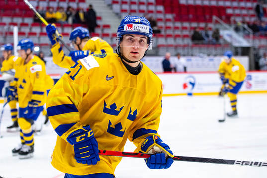 Nils Höglander of Sweden