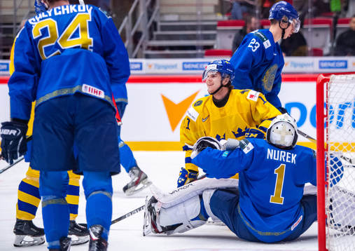 Samuel Fagemo of Sweden celebrates the 0-1 goal