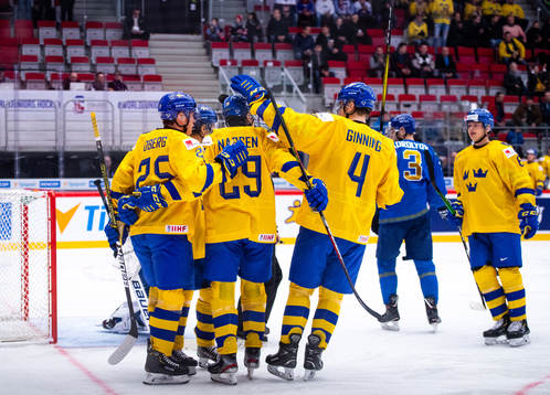 Linus Öberg, Linus Nässén and Adam Ginning  of Sweden