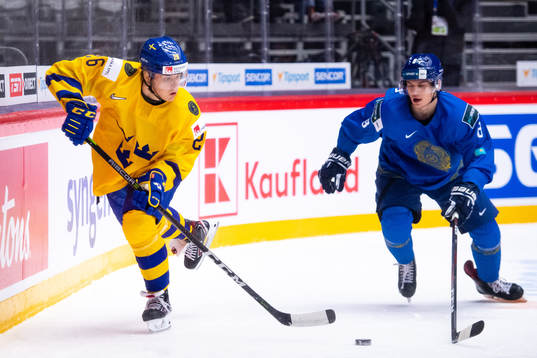 Jonatan Berggren of Sweden and Danil Butenko of Kazakhstan