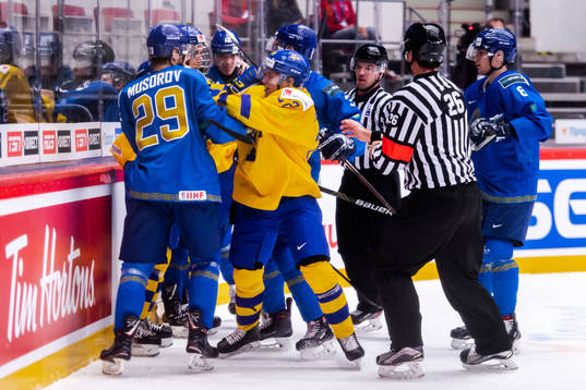 Maxim Musorov of Kazakhstan and Karl Henriksson of Sweden