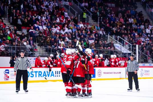 Players of Switzerland celebrate the 1-5 goal by Sandro