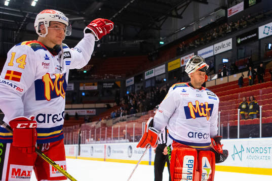 Malmö Redhawks Carl-Johan Lerby och målvakt Oscar