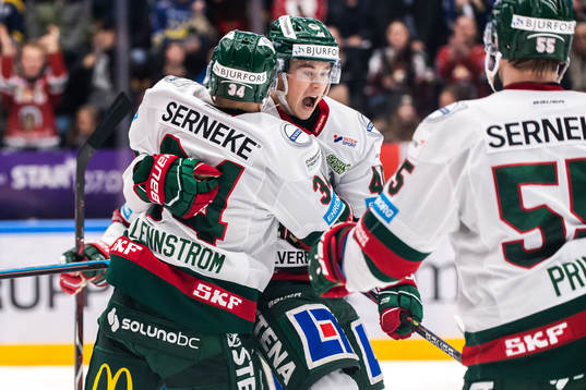 Frölundas Joel Mustonen jublar