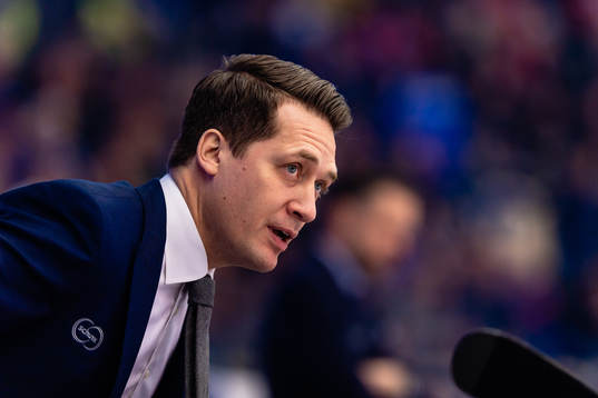 Växjös tränare Sam Hallam