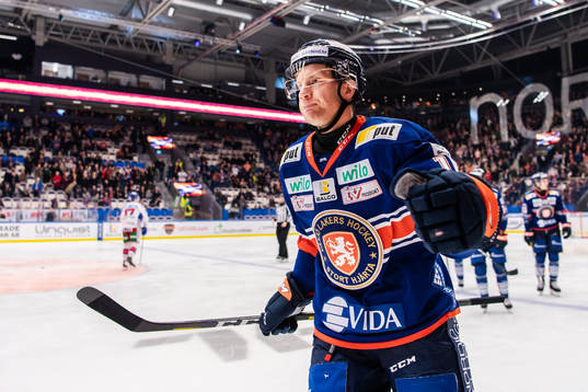Växjös Richard Gynge jublar