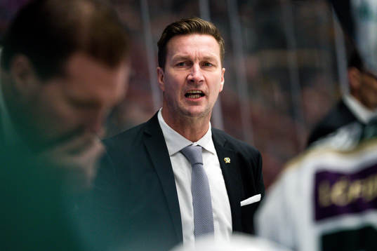 Färjestads huvudtränare Johan Pennerborn