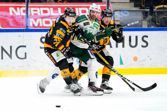 Skellefteås Oscar Möller och Tuomas Kiiskinen