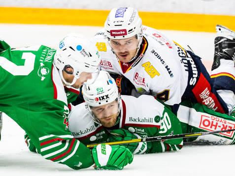 Djurgårdens Marcus Högström mot Rögles Ted Brithén och