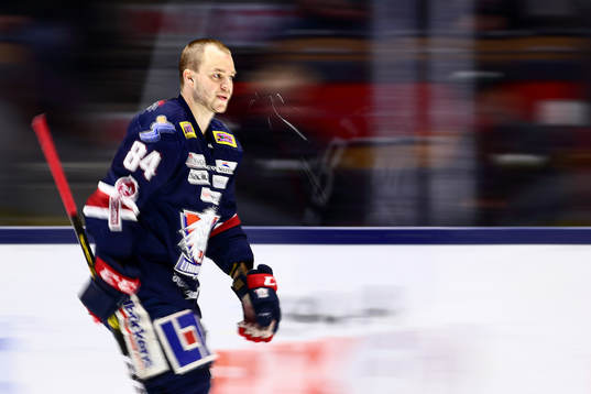 Linköpings Jimmy Andersson före ishockeymatchen i SHL