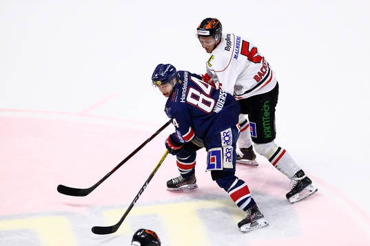 Linköpings Jimmy Andersson och Örebros Gustav Backström