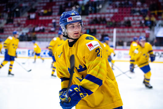 Nils Höglander of Sweden