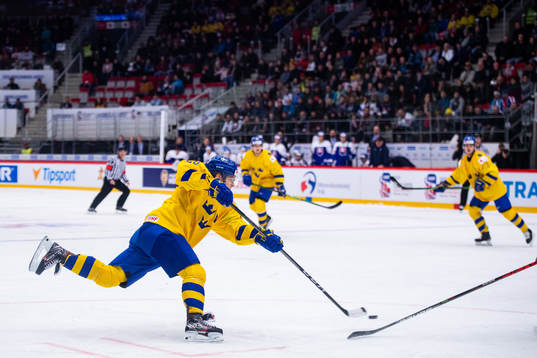 Jonatan Berggren of Sweden