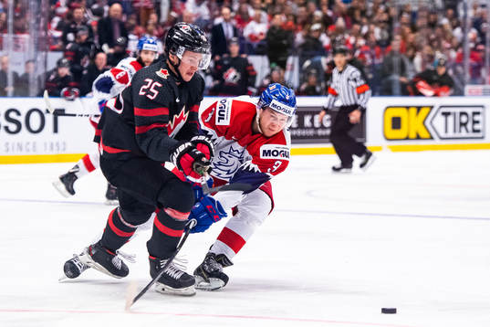 Aidan Dudas of Canada and Karel Klikorka of Czech Republic