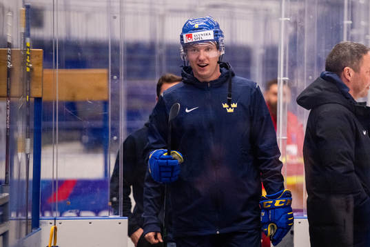 Rasmus Sandin of team Sweden at a practice session