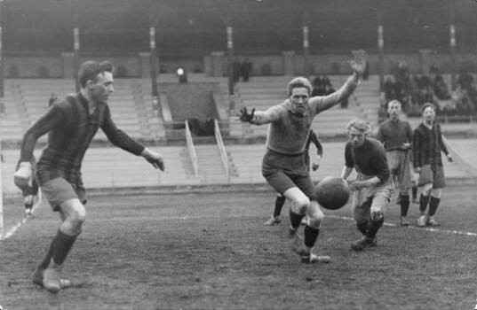 Fotboll, Hammarby - Örgryte på Stadion, 1920. Editors
