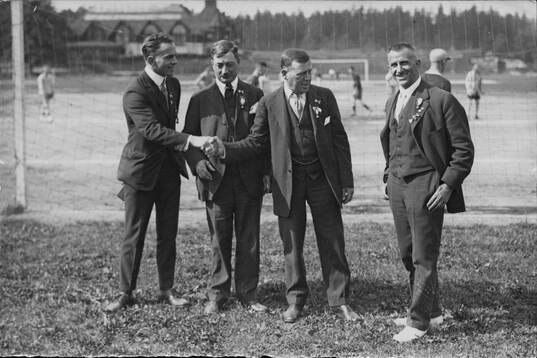 Fotboll, Ledarna för det Amerikanska fotbollbesöket.