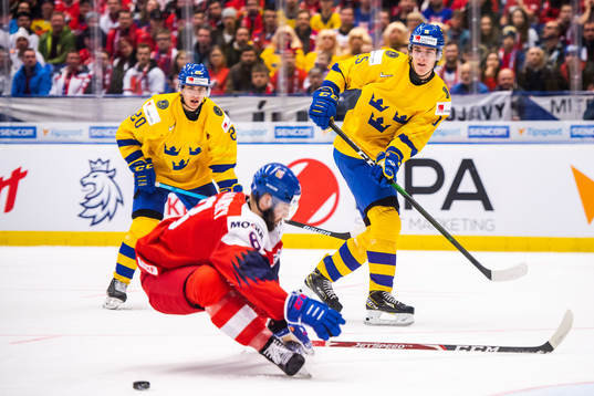 Oskar Bäck of Sweden