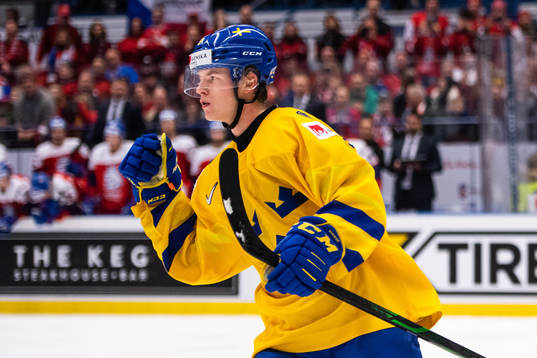 Victor Söderström of Sweden celebrates the 4-0 penalty