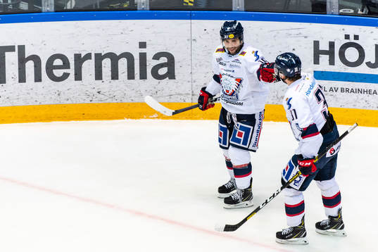 Linköpings Joe Whitney jublar