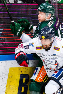 Linköpings Jonas Holös och Färjestads Daniel Viksten