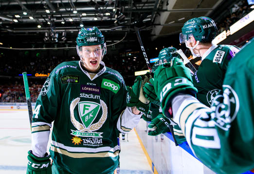 Färjestads Victor Ejdsell jublar