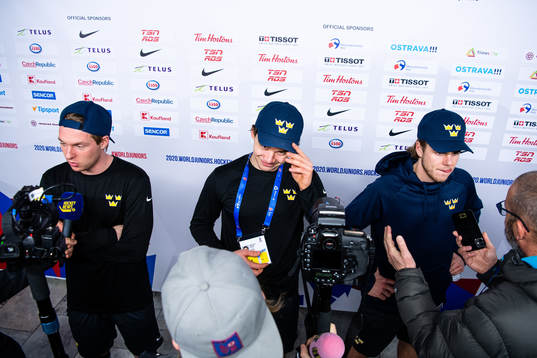 Rasmus Sandin, Alexander Holtz and Samuel Fagemo of Sweden