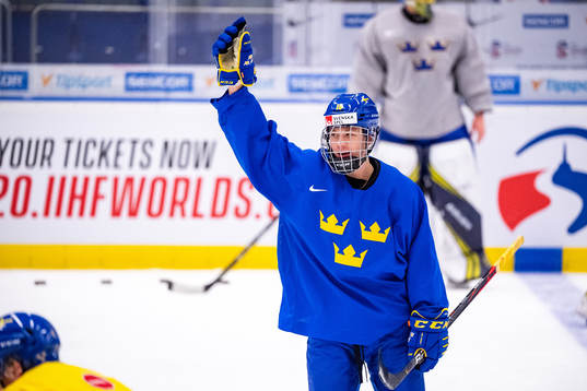 Lucas Raymond of Sweden at a practice session