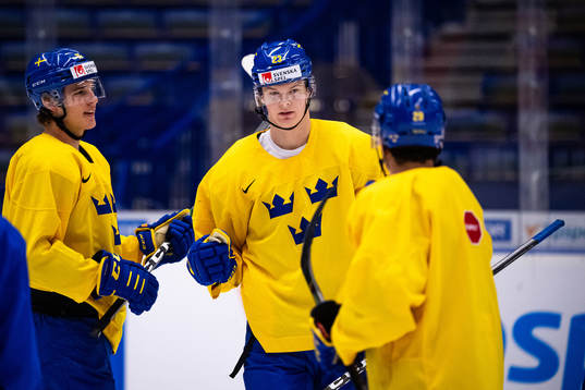 Oskar Bäck and Albin Eriksson of Sweden at a practice