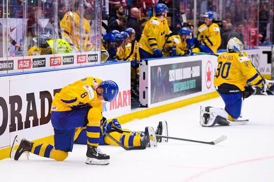 Bläddra bland fler bilder av 2020 IIHF World Junior Championship, day 10, Semifinal, Sweden - Russia