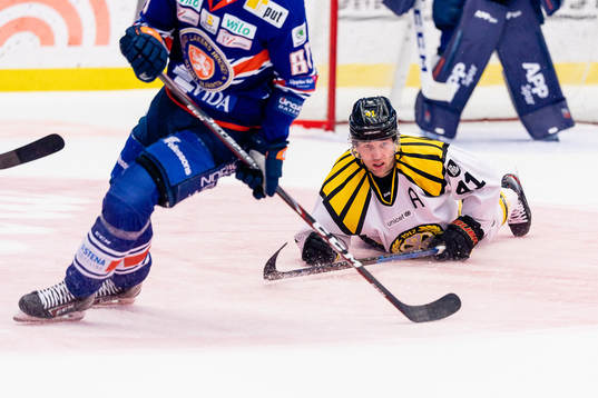Brynäs Greg Scott faller
