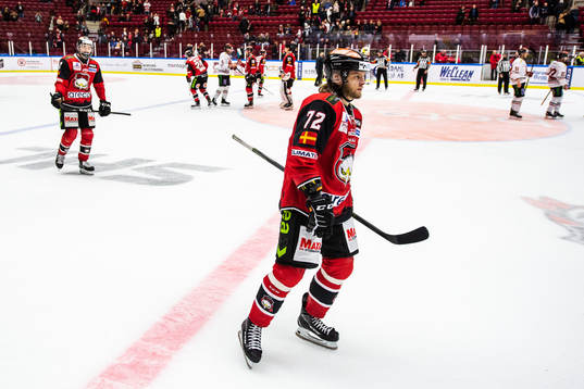 Malmö Redhawks Nicolai Meyer deppar