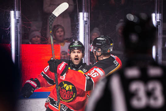 Luleås Jack Connolly jublar