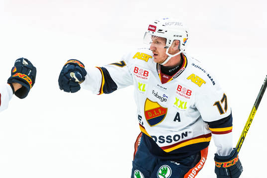 Djurgårdens Henrik Eriksson jublar
