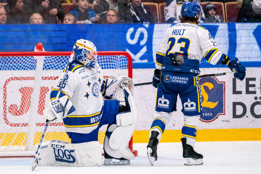 Leksands målvakt Janne Juvonen deppar