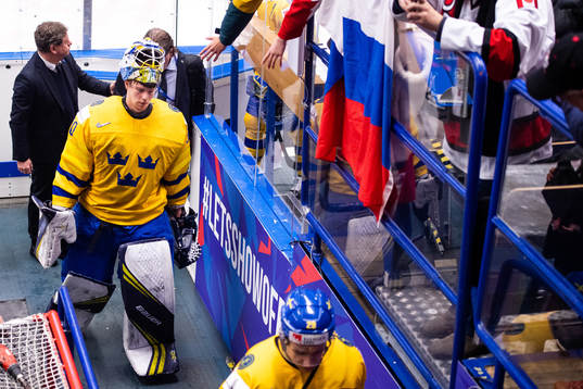 Goalkeeper Hugo Alnefelt of Sweden looks dejected