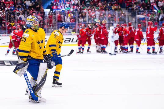 Goalkeeper Hugo Alnefelt of Sweden looks dejected