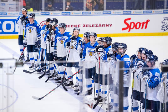 Players of Finland look dejected
