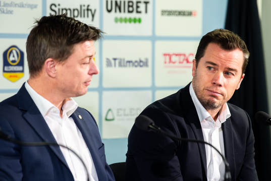 Jon Dahl Tomasson som