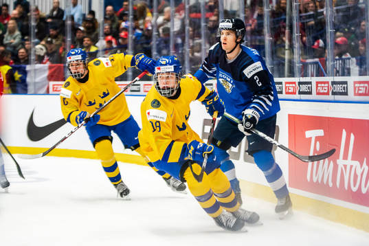 Alexander Holtz and Lucas Raymond of Sweden against Santeri