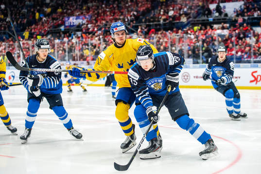 Samuel Fagemo of Sweden and Lassi Thomson of Finland
