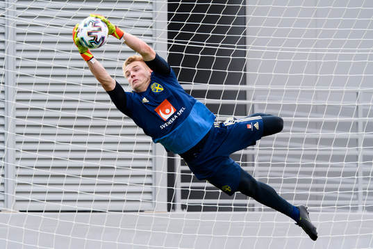 Goalkeeper Isak Pettersson