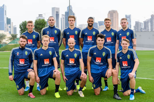 Debutants in the Swedish national team pose for a picture