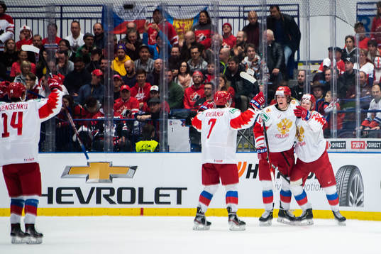 Players of Russia celebrate