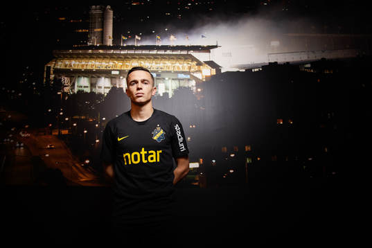 Jasir Asani, nyförvärv i AIK, fotograferad