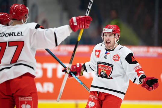 Richard Nedomlel (left) and Petr Koukal (right) of