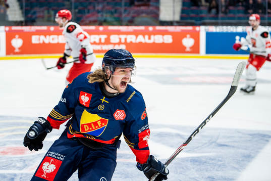 Manuel Ågren of Djurgården reacts